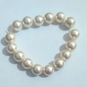 Cream Pearl Beaded Stretch Bracelet